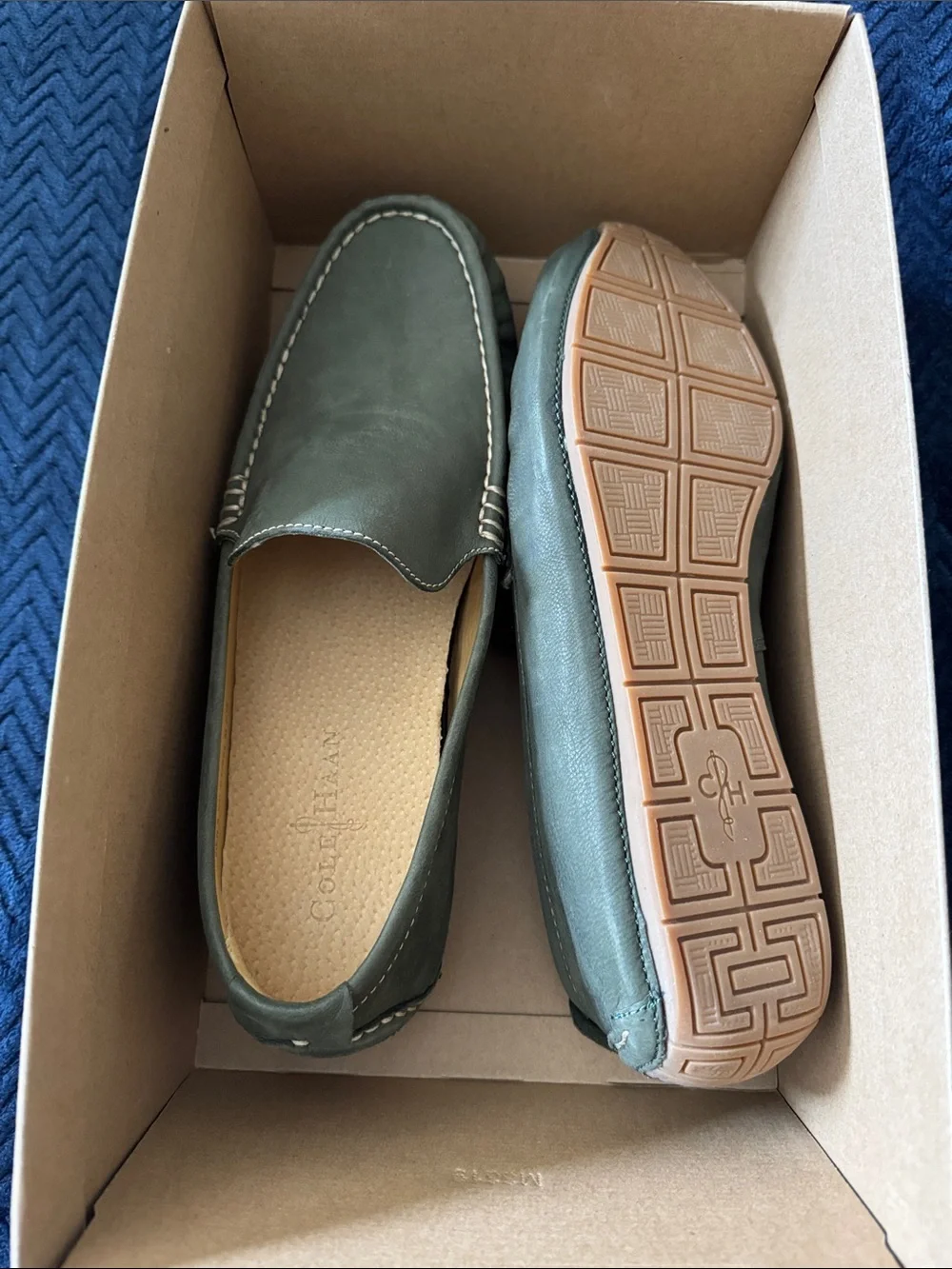 NWT, Cole Haan Olive Green Leather Slip-On Loafers, Mens US size 9M